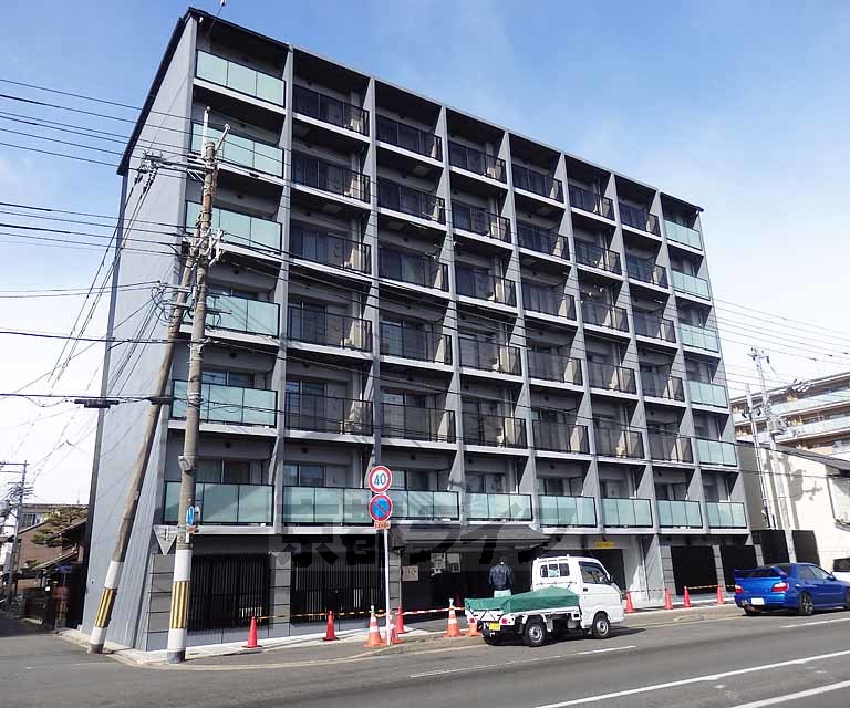 京都市下京区西七条御領町のマンションの建物外観