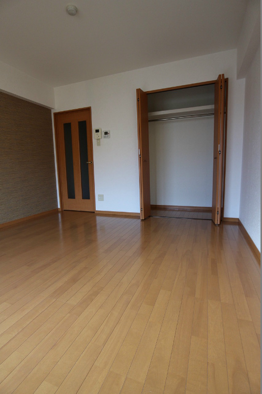 その他部屋・スペース　ソファなどの大き目の家具も配置できます。