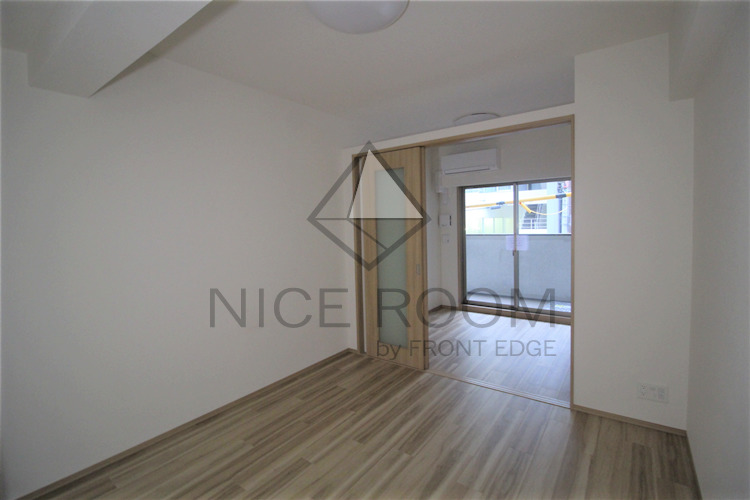 居室・リビング　レオンコンフォート本町クレセント　リビング