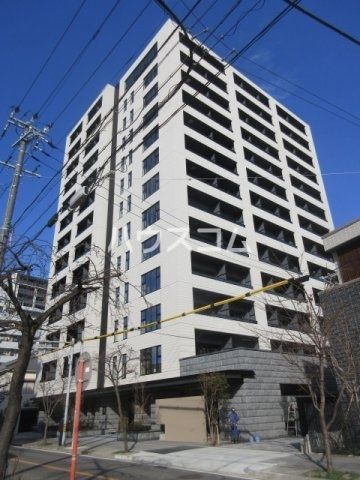 【ＧＲＡＮＤ　ＥＳＰＯＩＲ　ＩＺＵＭＩの建物外観】