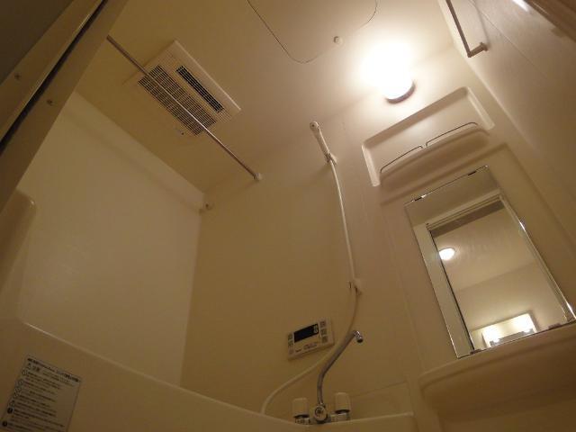 バス・シャワールーム　乾燥機能付きバス