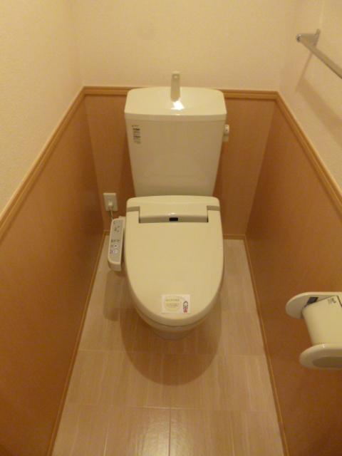 トイレ　※別号室参照