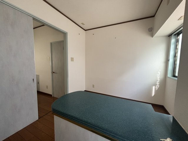 大開通5丁目戸建の内装写真