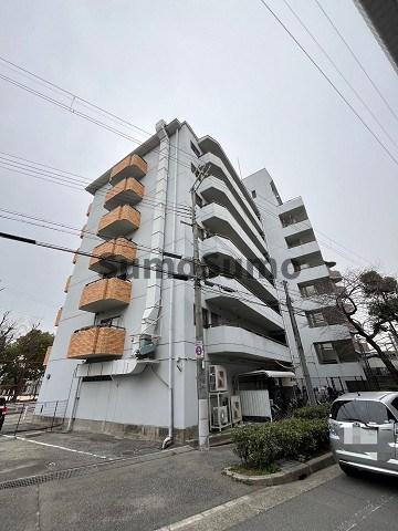 尼崎市猪名寺のマンションの建物外観