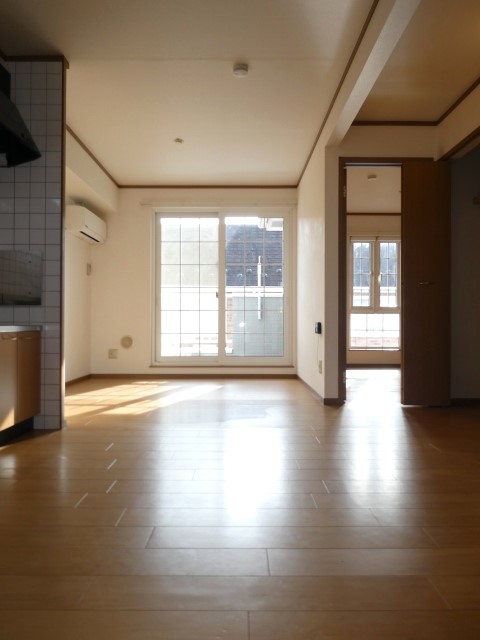 居室・リビング　使いやすい居間です