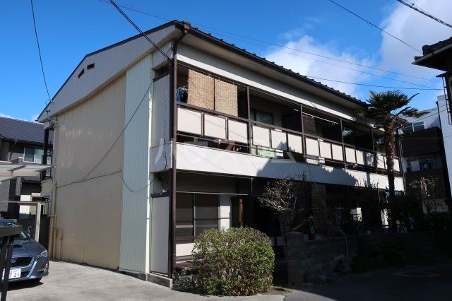 名古屋市熱田区一番のアパートの建物外観