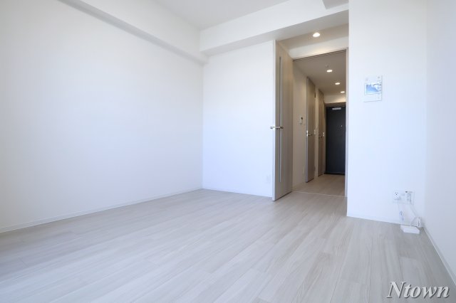 居室・リビング　こちらの居間で趣味の時間をお楽しみください