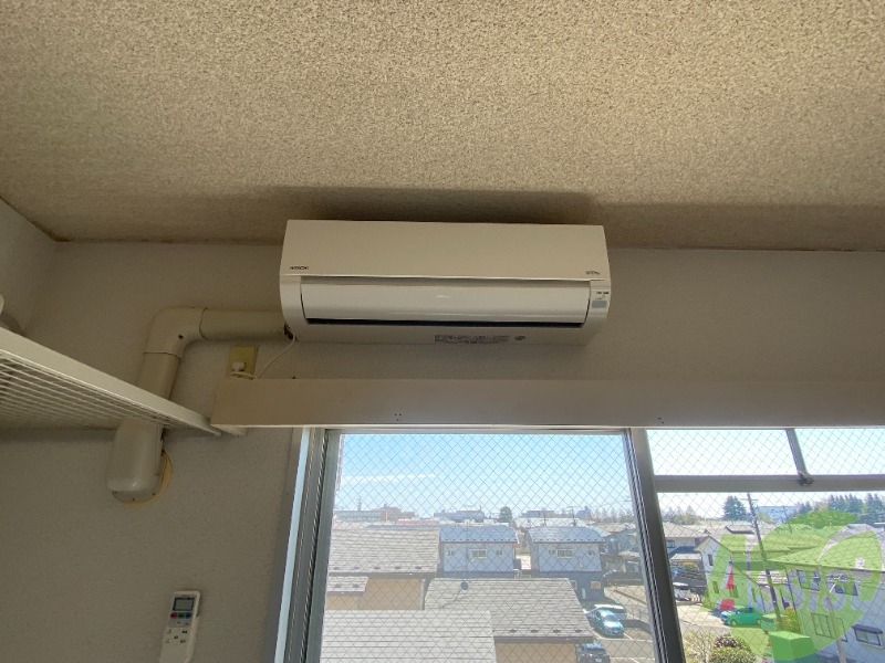 その他設備　エアコンが設置されているので、年中快適に過ごせますね。