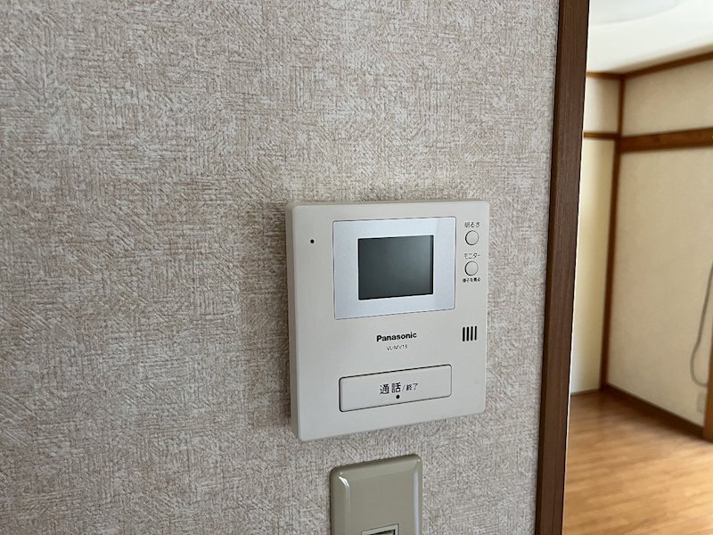 セキュリティ　来客が一目で分かるモニターインターフォン