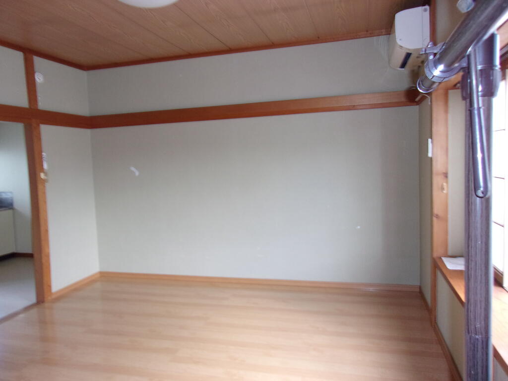 居室・リビング　（参考）他室の写真を使用しています。現況優先となります。