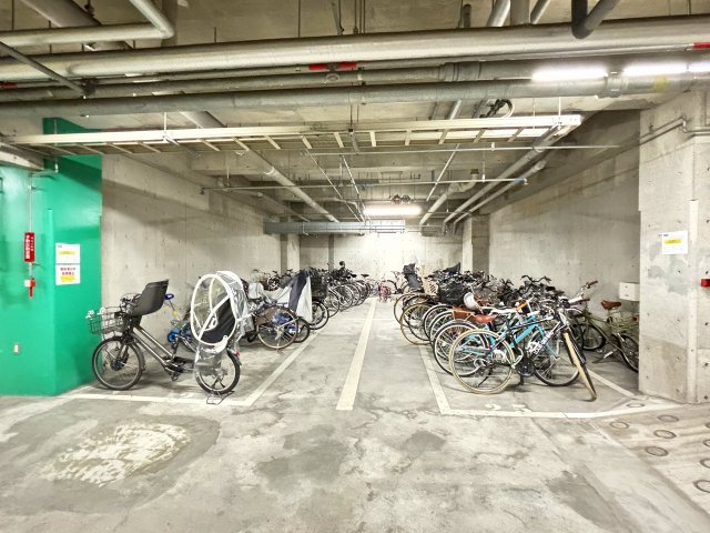 その他共有部分　☆屋内駐輪スペース☆