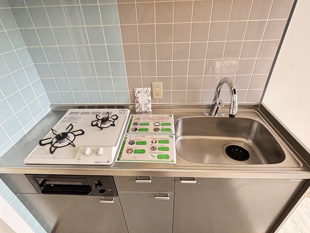 キッチン　☆2口ガスコンロ付きキッチン・タッチレス水栓☆
