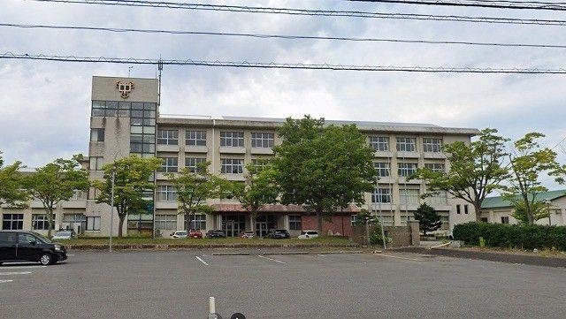 中学校　山代中学校（中学校）まで1195m