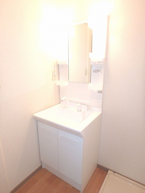 洗面設備　人気の独立洗面台（イメージ）