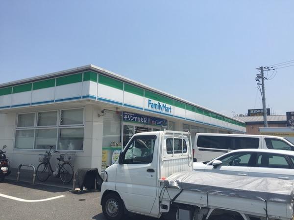 コンビニ　ファミリーマート東ぐみの木店（コンビニ）まで397m