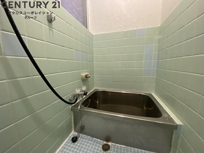 バス・シャワールーム　シンプルなお風呂です。