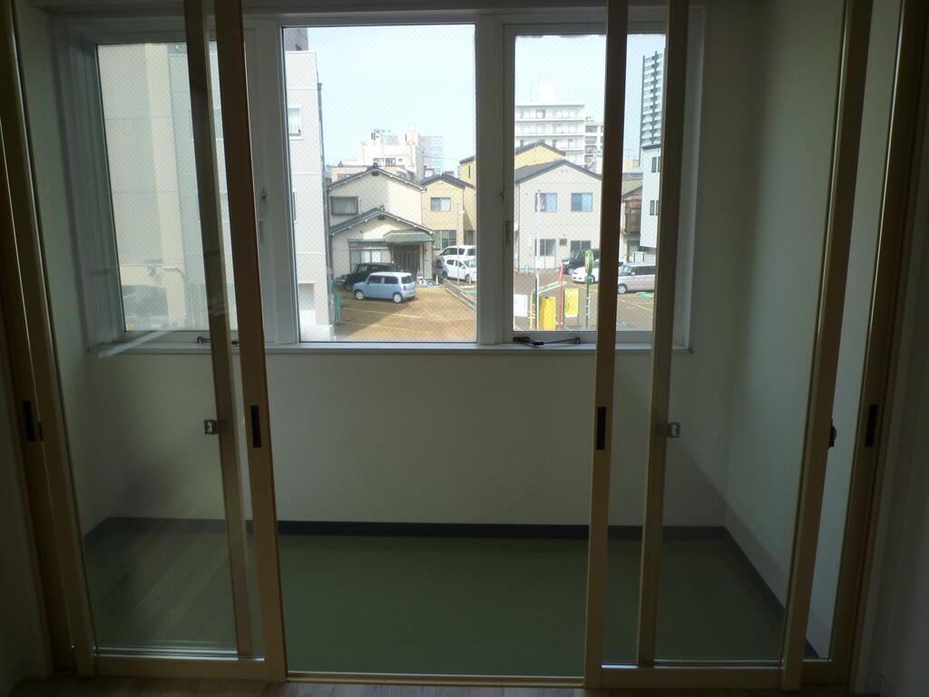 東堀ホンダビルの内装写真