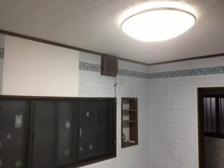 加納8丁目貸家の居間写真