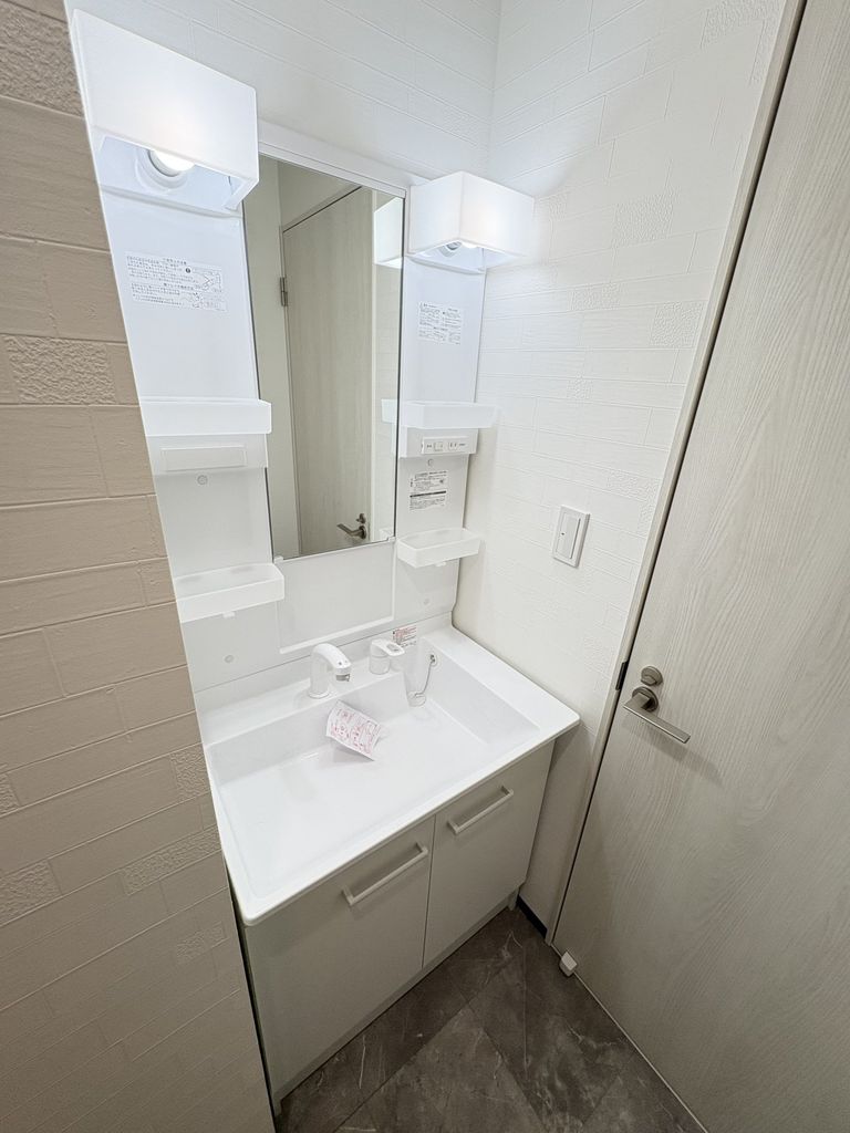 洗面設備　※建築中の写真です