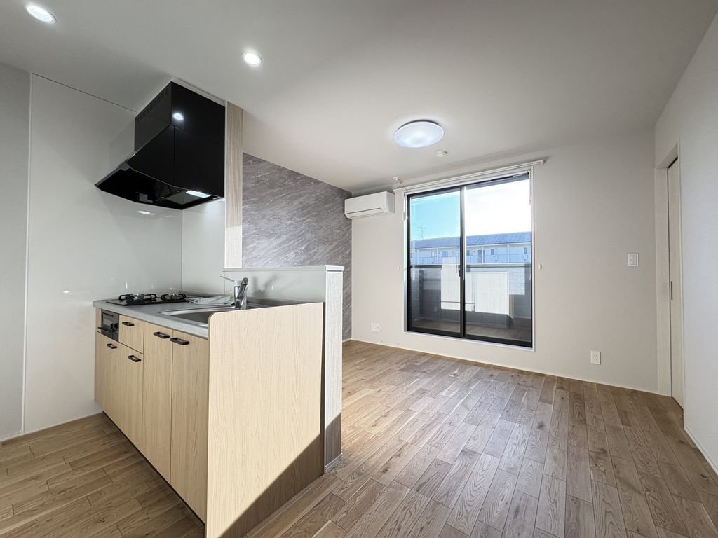 居室・リビング　※建築中の写真です