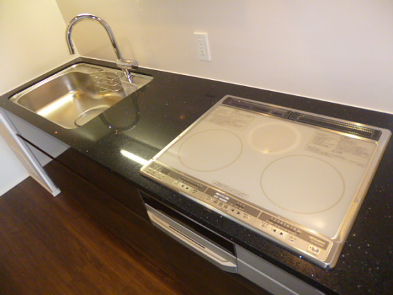 キッチン　別号室の参考写真となります