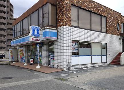 コンビニ　ローソン 西明石五丁目店（コンビニ）まで664m