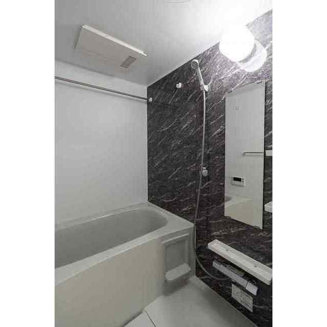 バス・シャワールーム　お風呂で日々の疲れを落としましょう