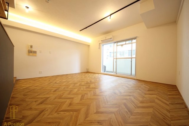 居室・リビング　靭公園ハウス