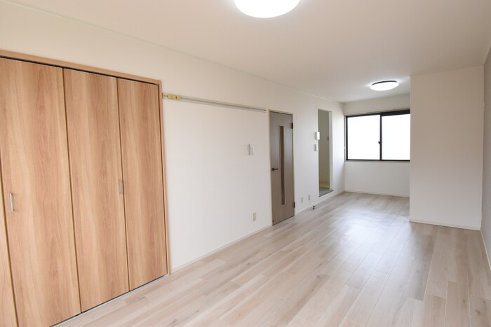 居室・リビング　ＬＤＫ１２帖