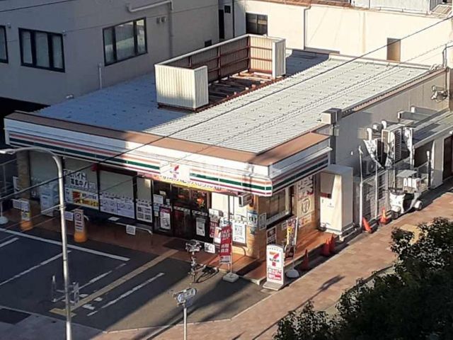 コンビニ　セブンイレブン神戸栄町通３丁目店（コンビニ）まで160m