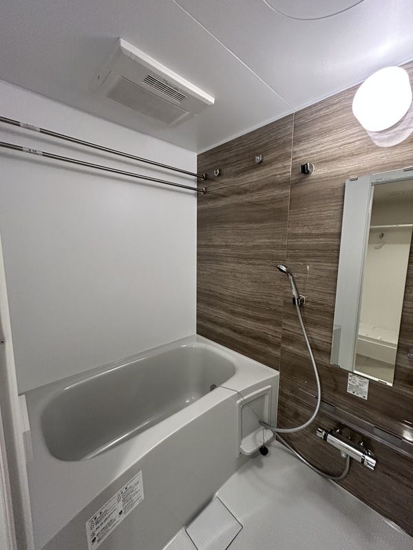 バス・シャワールーム　お風呂です