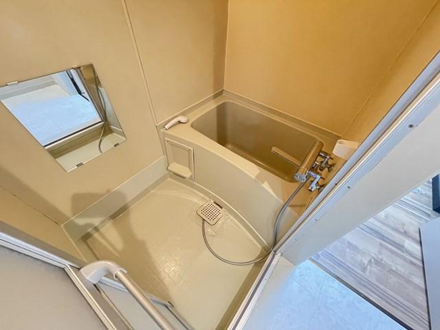 バス・シャワールーム　浴室