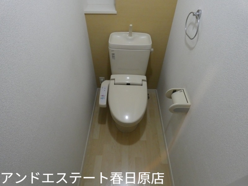 トイレ　ウォシュレット設置済み