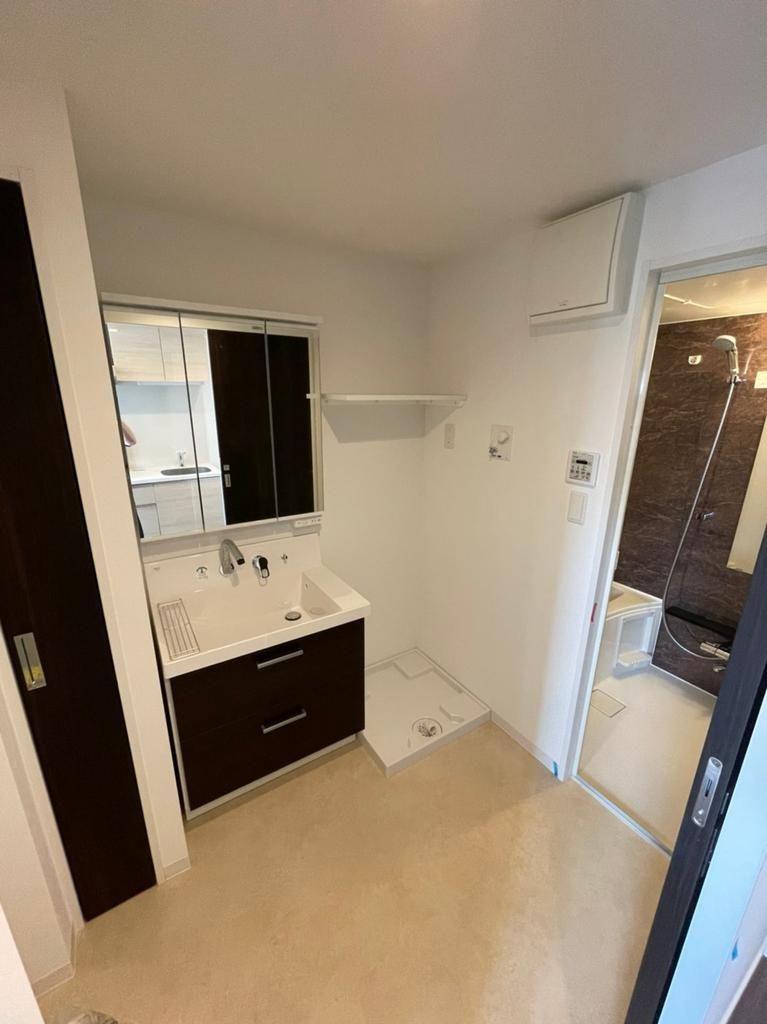 洗面設備　＊別室参考写真