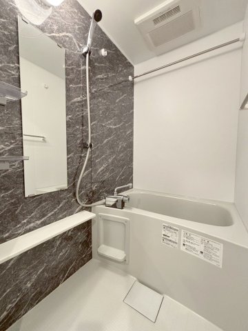 バス・シャワールーム　日々の疲れを癒すお風呂付です