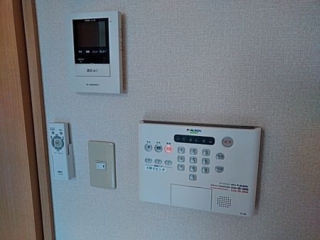 セキュリティ　来訪者の姿を確認できます。