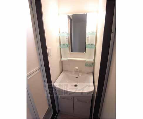 洗面設備　シャンプードレッサー付き