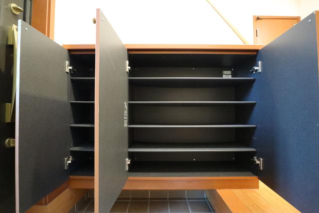 収納　収納　シューズボックス