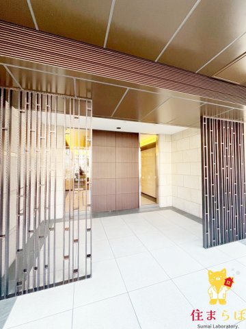 エントランス　「暮らしの設計図は、ここから始まります。」 「暮らしの設計図