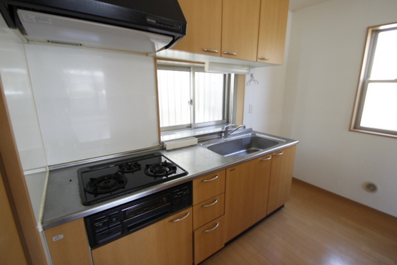 キッチン　※別号室の写真です