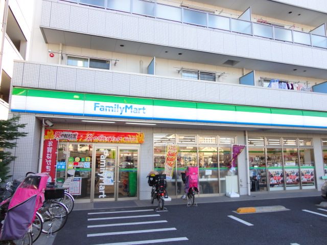 コンビニ　ファミリーマート南篠崎町２丁目（コンビニ）まで671m