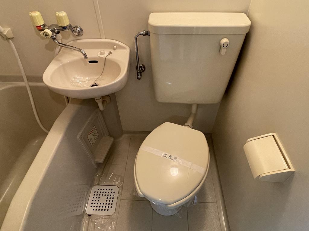 トイレ　※室内は現況を優先します