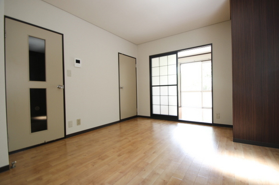 居室・リビング　※改装前のお写真です