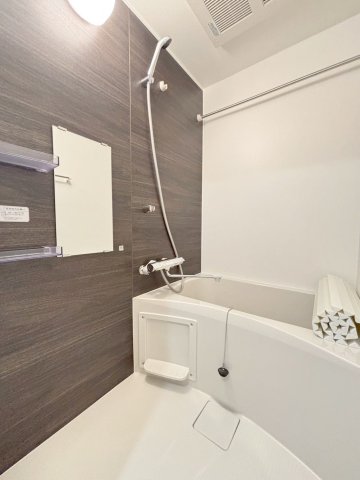 バス・シャワールーム　※同シリーズのイメージ写真となります（※写真と実部屋に違いが