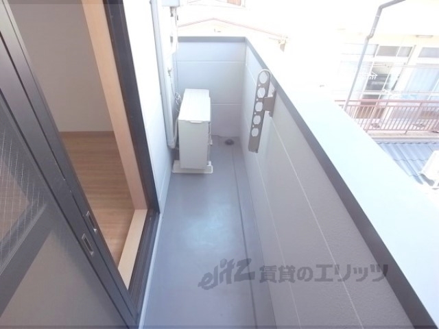 バルコニー　※同シリーズの別物件写真となります。