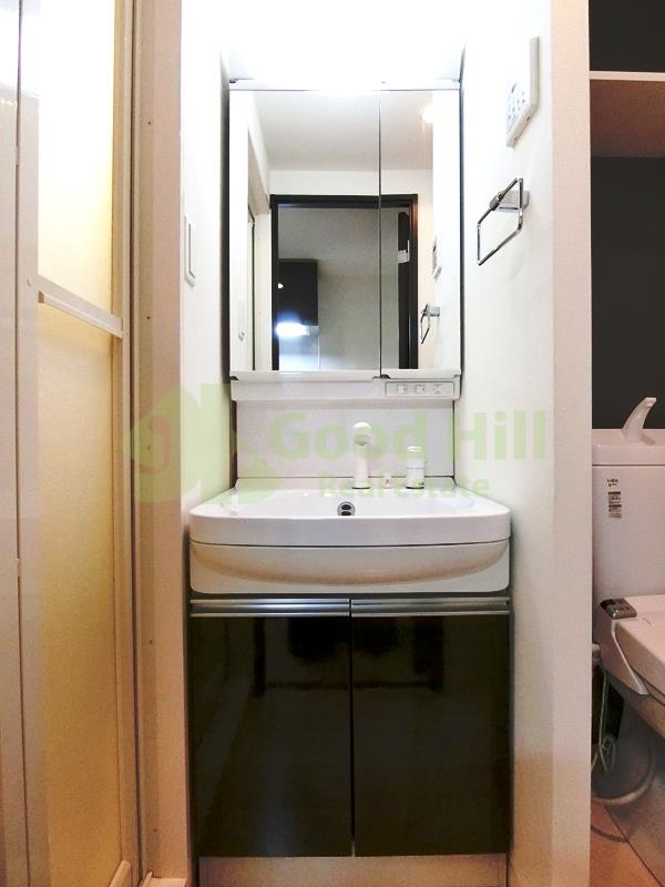 洗面設備　レグゼスタ福島II