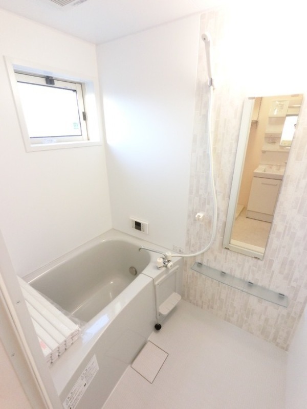 バス・シャワールーム　図面と現状に相違がある場合には現状を優先