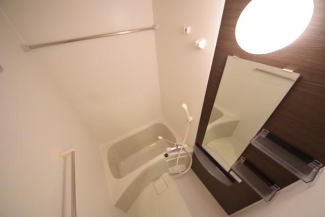バス・シャワールーム　浴室乾燥機付き