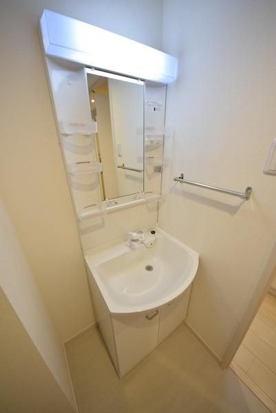 洗面設備　独立洗面台