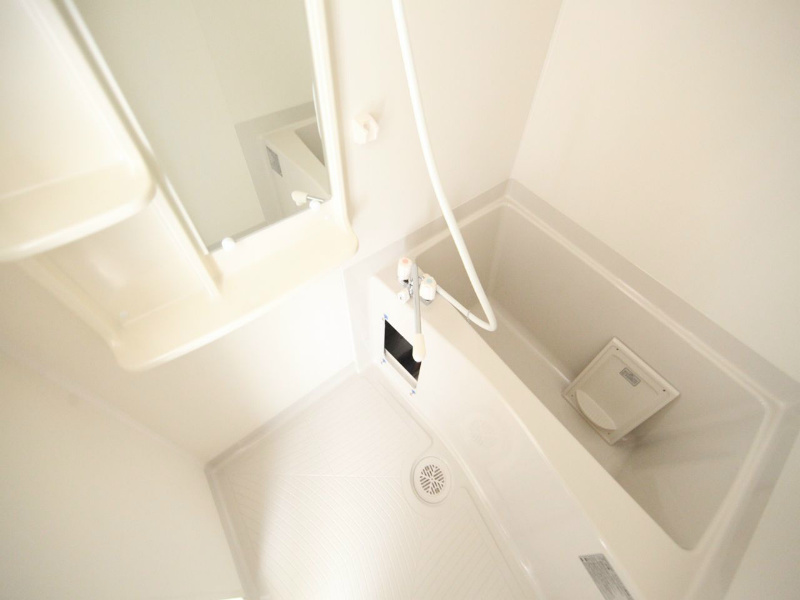 バス・シャワールーム　浴室暖房乾燥機付　24時間換気機能付バスルーム